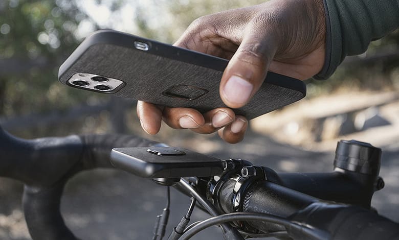 Bike Mounts from Peak Design Hold the Smartphone Securely